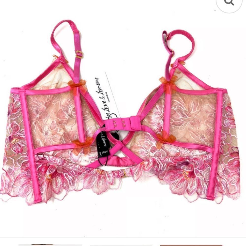 FOR LOVE & LEMONS Hibiscus Embroidery bra 
size 38 D
Color: pink white 
NWT - Picture 5 of 8